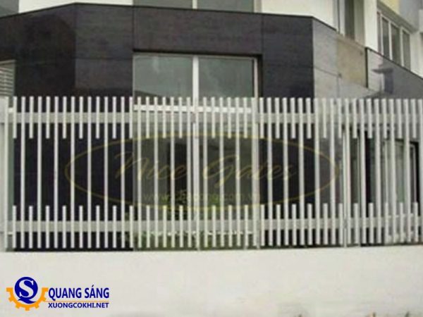Hàng rào sắt Quang Sáng HRS-06