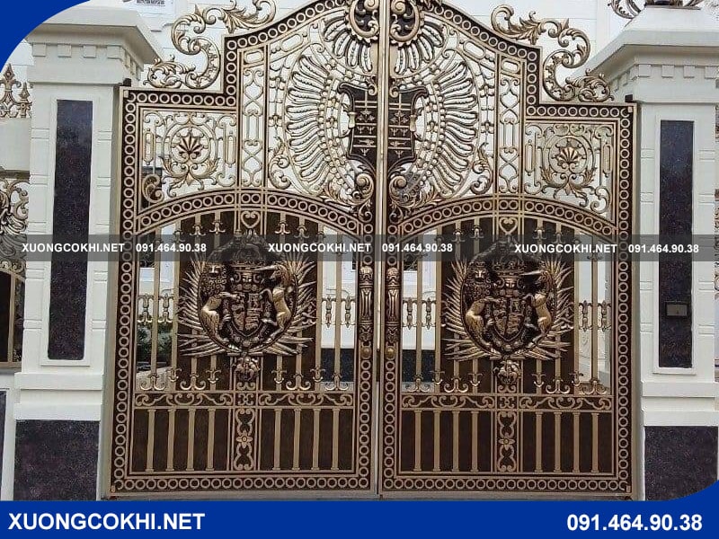 Top 35+ mẫu cổng nhôm đúc biệt thự đẹp, sang trọng nhất