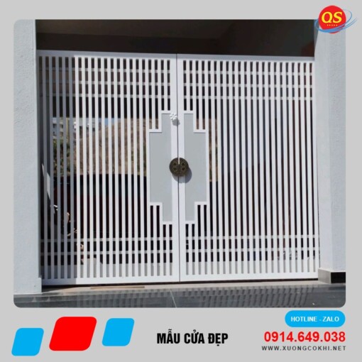 Mẫu cửa sắt đẹp Quang Sáng CUASAT-19
