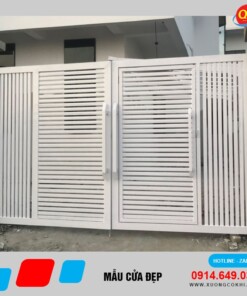 Mẫu cửa sắt đẹp Quang Sáng CUASAT-20