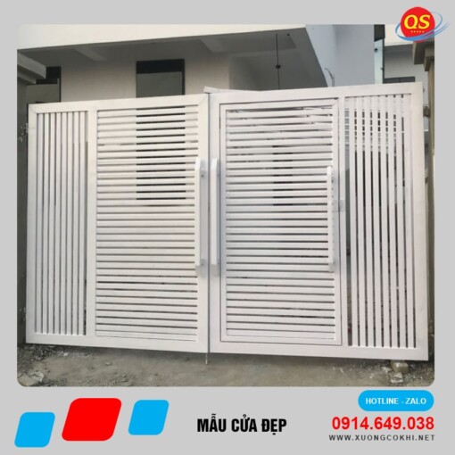 Mẫu cửa sắt đẹp Quang Sáng CUASAT-20