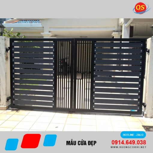 Mẫu cửa sắt đẹp Quang Sáng CUASAT-24
